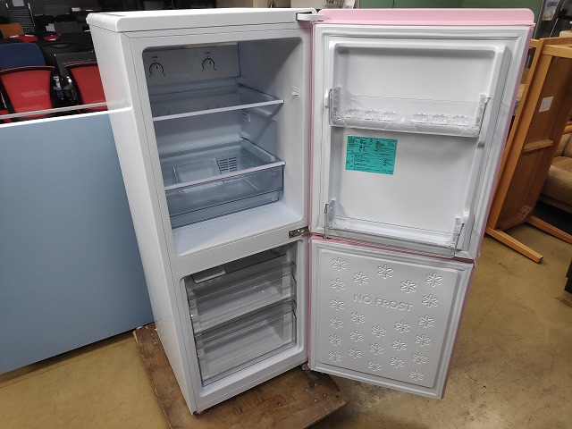 リサイクルショップ サルフ ハイアール Jr Nf148a 2ドア冷蔵庫 ピンク色 良品中古 18年 リサイクルショップ サルフ ハイアール Jr Nf148a 2ドア冷蔵庫 ピンク色 良品中古 18年
