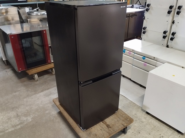 リサイクルショップ サルフ / シャープ SJ-D15H-H 2ドア冷蔵庫 黒色